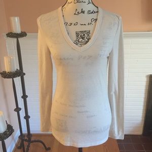 Lou & Grey V Neck L/S Top